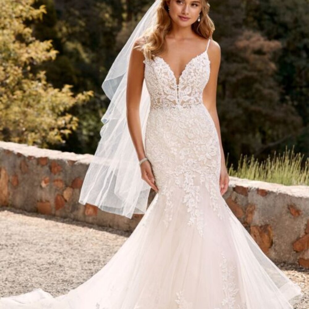 Sophia Tolli - Skylar